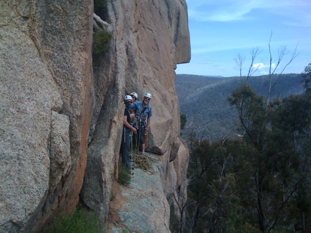 Booroomba Rocks club climbing day